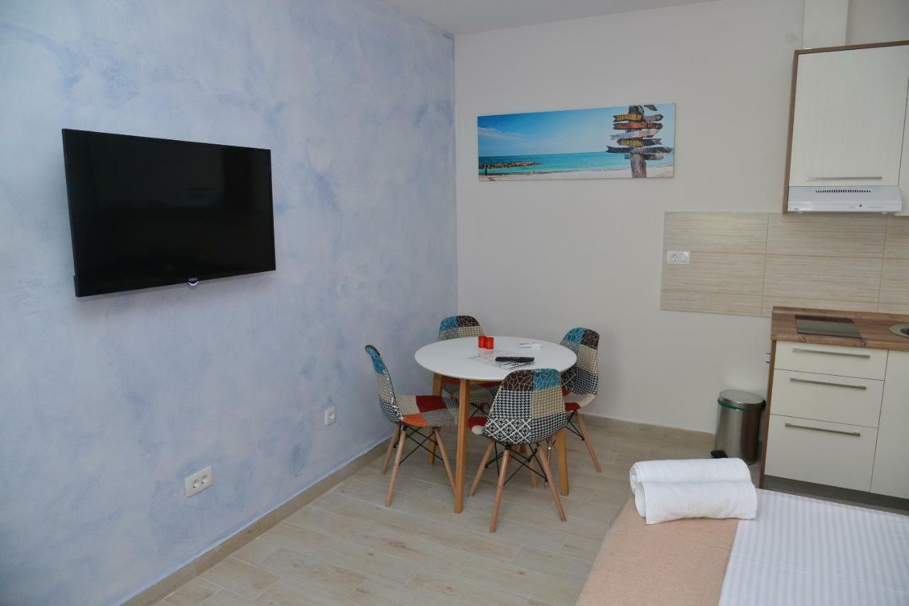Helada Apartments Tivat Exteriör bild