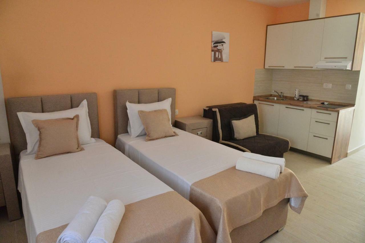 Helada Apartments Tivat Exteriör bild