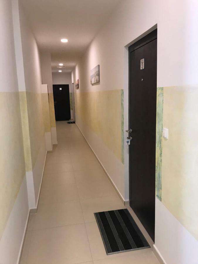 Helada Apartments Tivat Exteriör bild