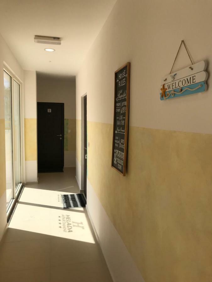 Helada Apartments Tivat Exteriör bild
